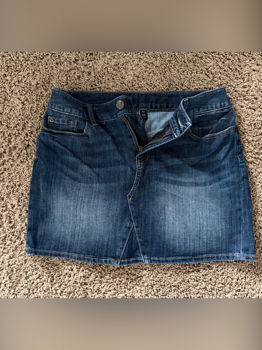 GAP Dark Blue Women's Denim Skirt - Classic Jean Mini
